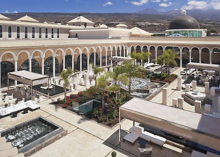 Hotel Gran Melia Palacio De Isora & Alcalá la Real