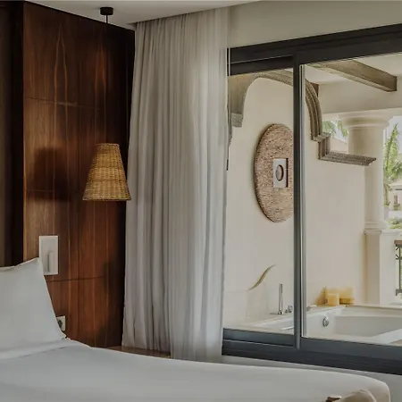 Otel Gran Melia Palacio De Isora & Alcalá la Real