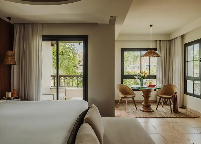 Отель Gran Melia Palacio De Isora & 5*