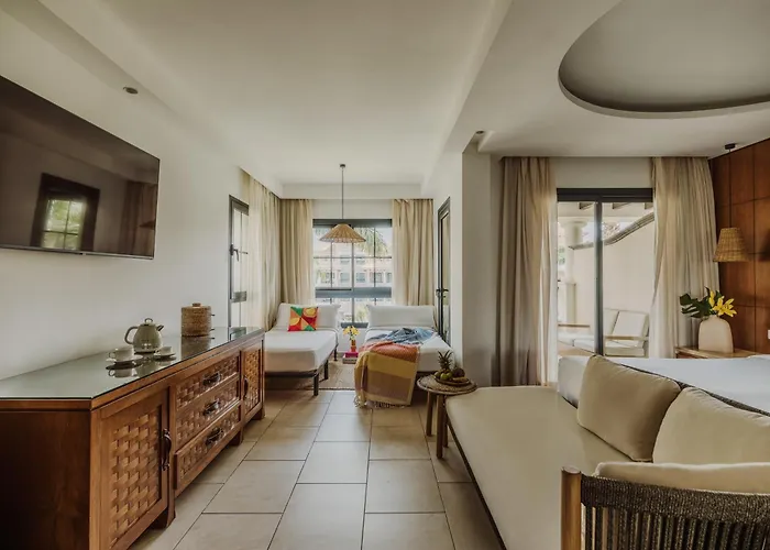 Gran Melia Palacio De Isora & Hotel